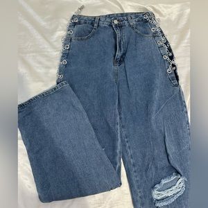 Straight leg blue jeans with rips from SHEIN with chains on the sides. Brand NEW